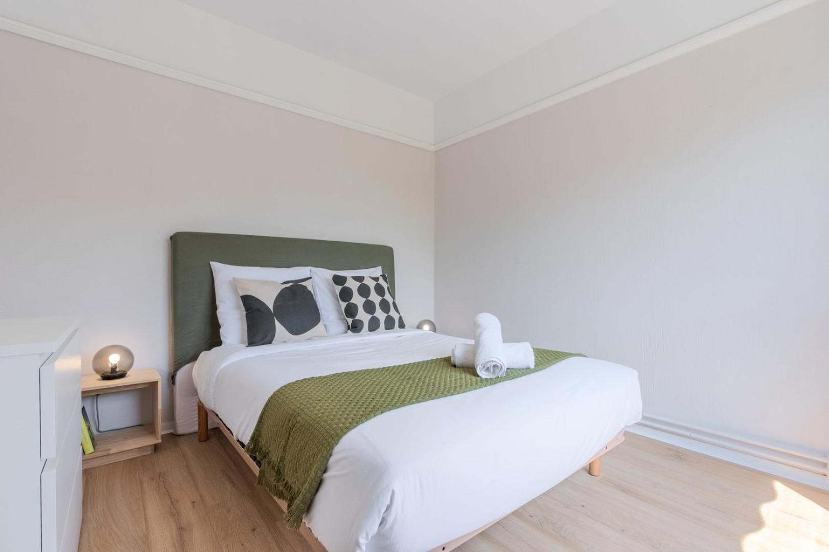 Spacious 3 Bedroom Apartment & Private Parking! Lambersart Eksteriør billede