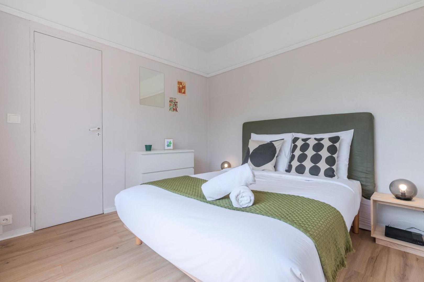 Spacious 3 Bedroom Apartment & Private Parking! Lambersart Eksteriør billede