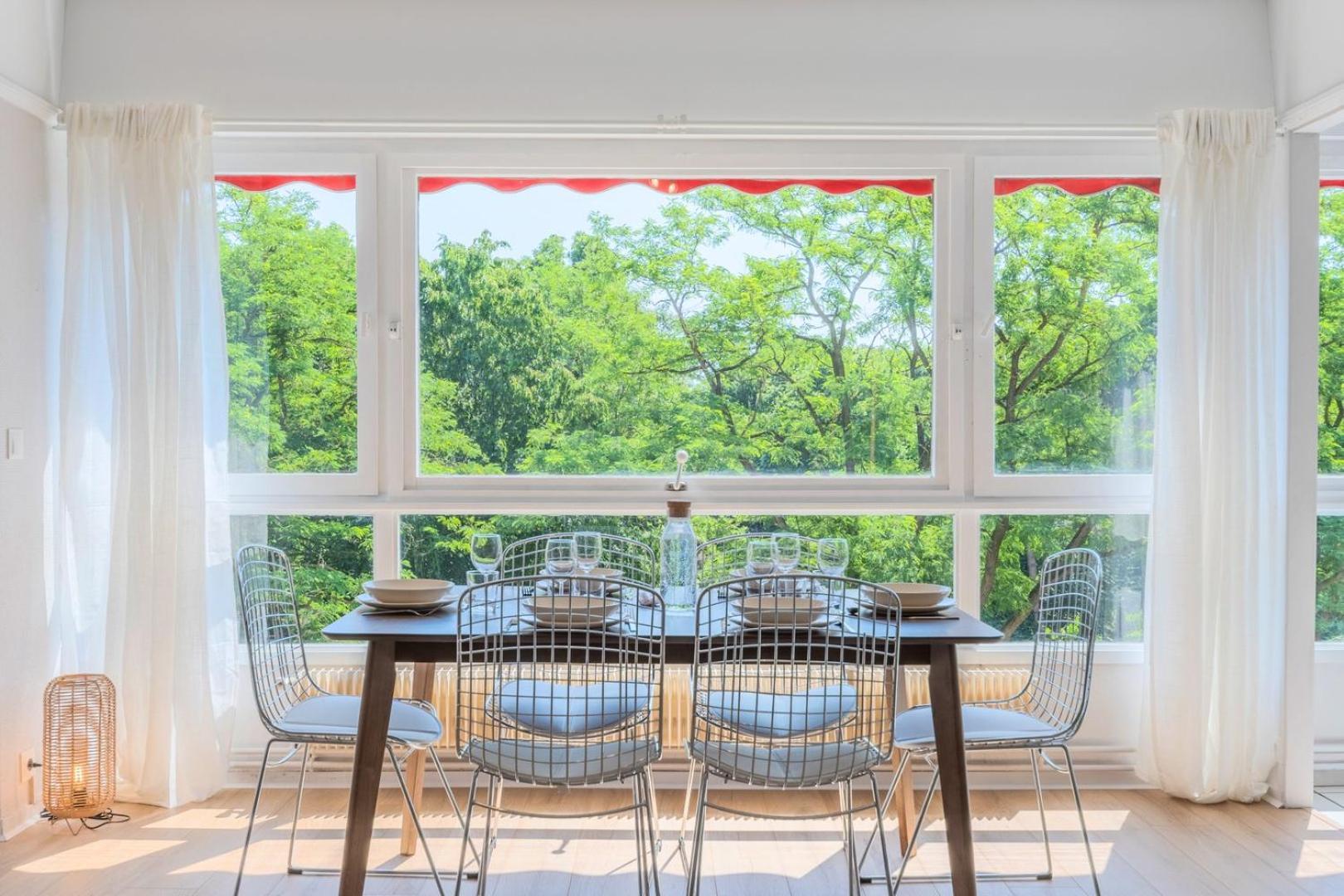 Spacious 3 Bedroom Apartment & Private Parking! Lambersart Eksteriør billede